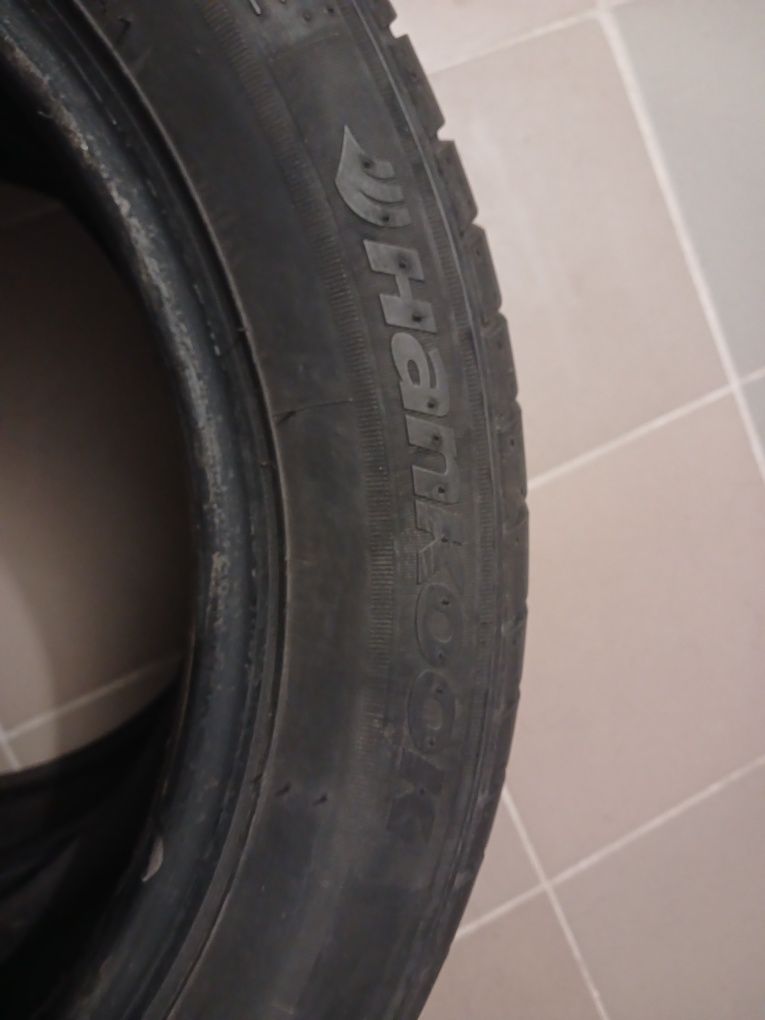 Комплект літніх шин 195/50 R15 2 х Nokian, 2 х Hankook