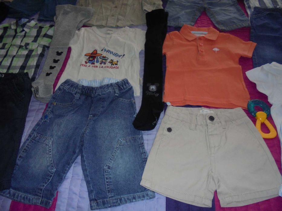 lote de roupa de menino bebé o chapéu branco