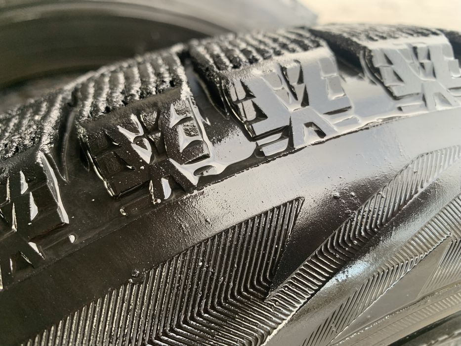 Колеса зимові bridgestone 195/65R15