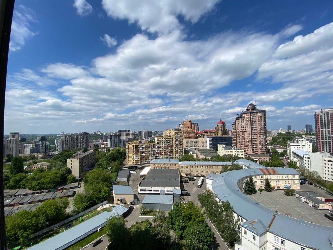 2к. ЖК Панорама на Печерське.  Коновальця, 44А. Центр Печерський