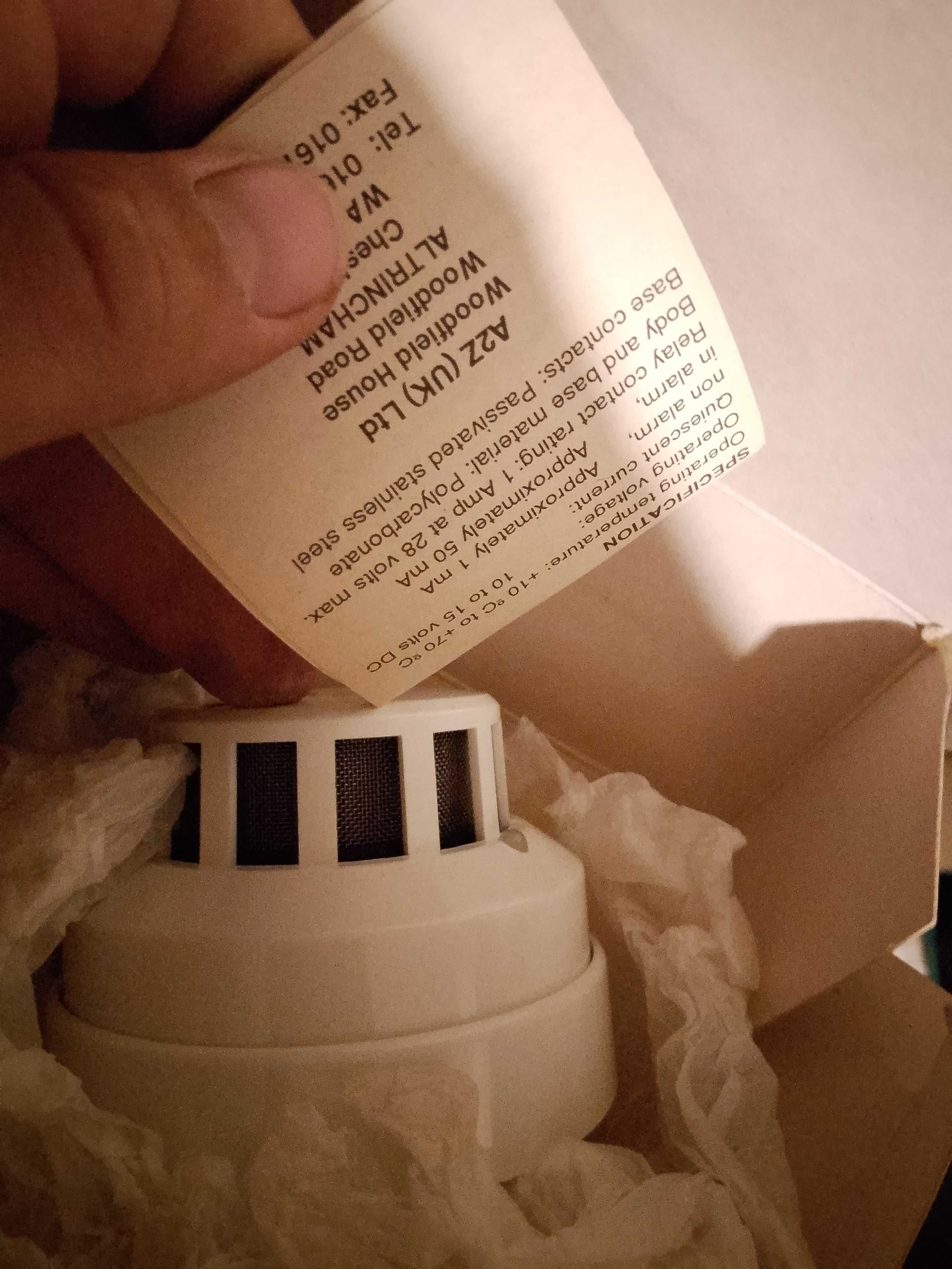 Professional plus 12 volt optical smoke detector model type S12VS-4
