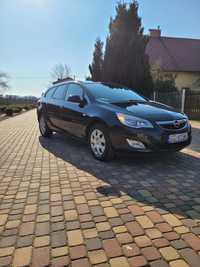 Opel Astra j 2012 1.7cdti