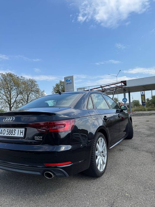 Ауді А4 б9 2017рік