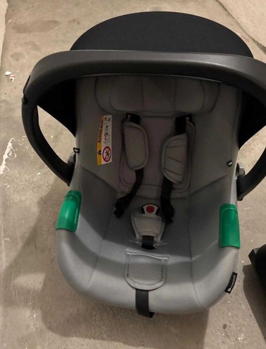 Cadeirinha Bebe / Ovo com Isofix