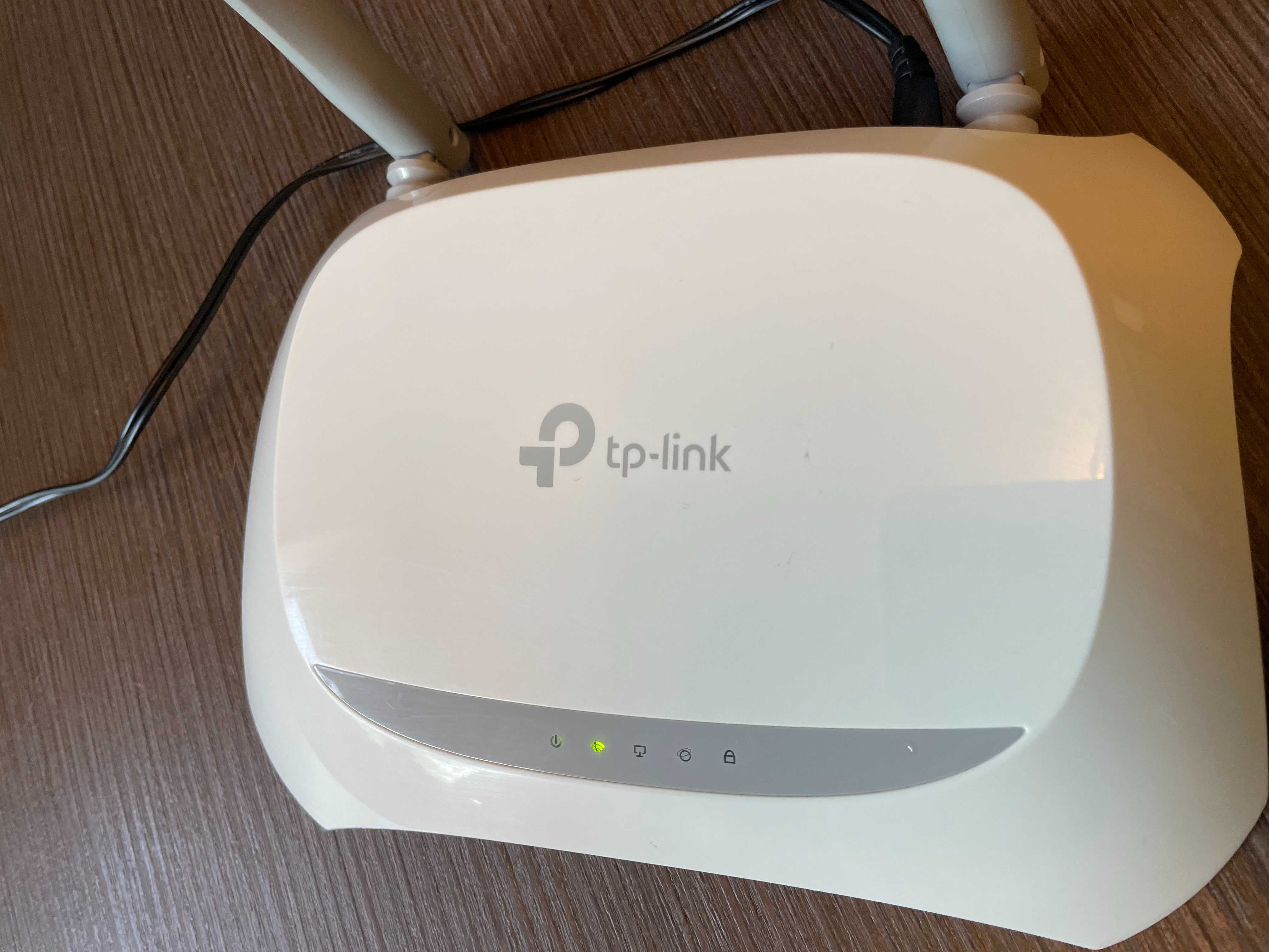 Маршрутизатор роутер TP-Link TL-WR840N