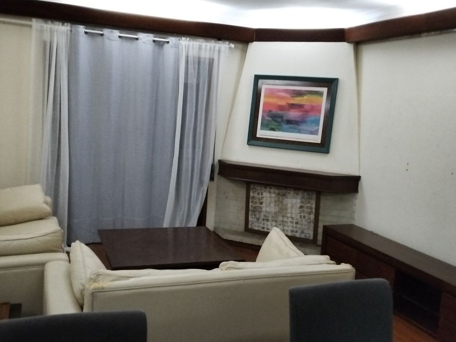 Alugo apartamento T2