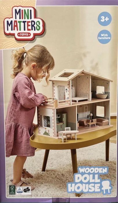 Дерев’яний іграшковий будиночок