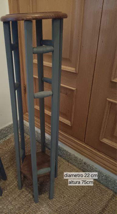 floreira antiga restaurada
Medidas nas fotos
So vend