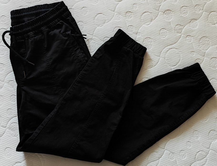 Штани джогери чорні