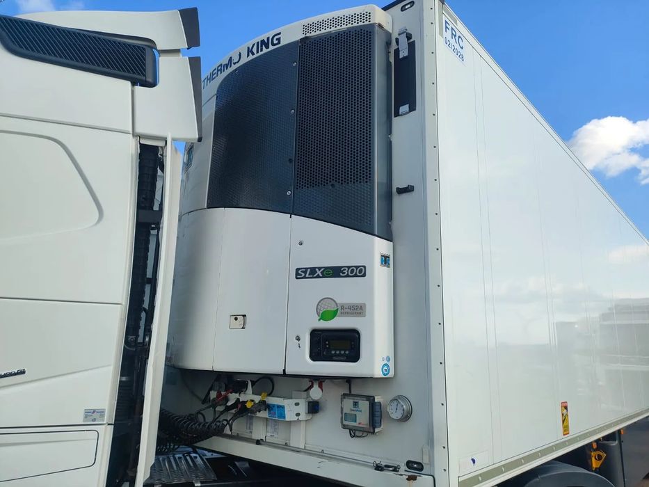 Schmitz Cargobull SKO24/L