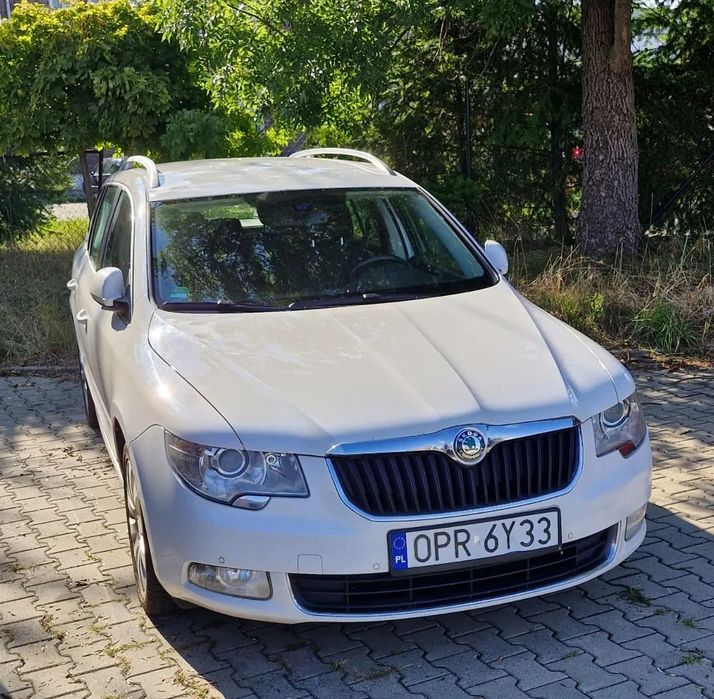 Skoda Superb Skoda SUPERB 2012 165KM DSG Active