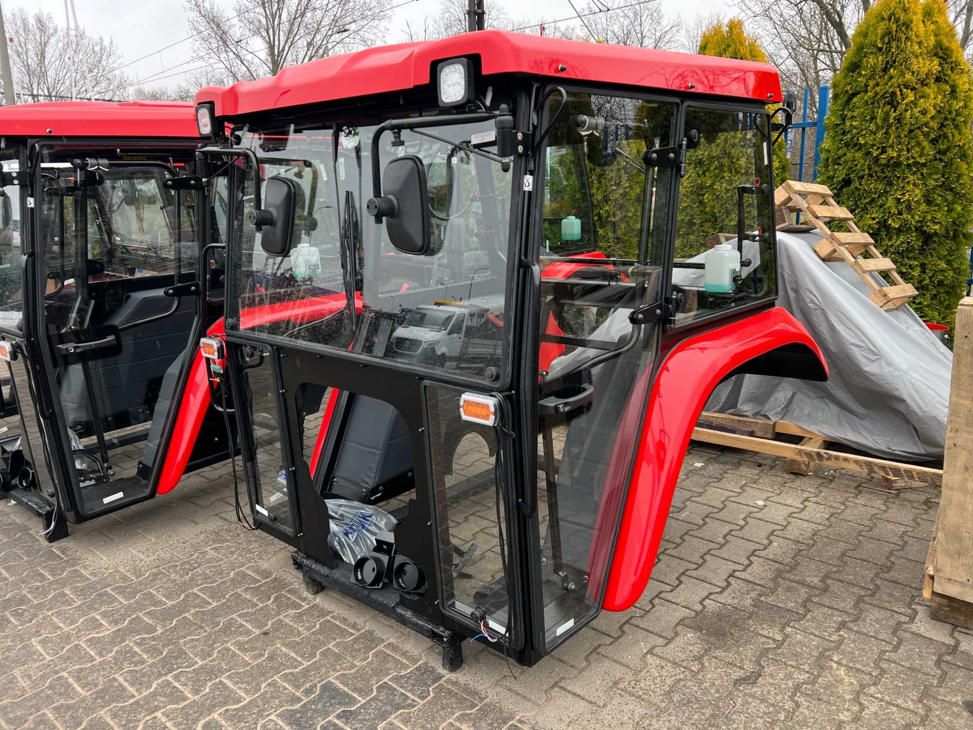 Kabina Ursus C330 C360 C-330 C-360 NAGLAK Kolor dachu do wyboru! -RATY