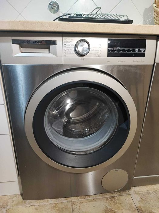 Máquina de Lavar Roupa BOSCH em ótimos estado