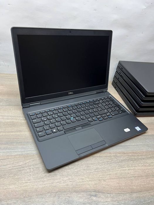 Dell Latitude 5590 i7-8650U / 16GB / 512GB SSD / 15.6” Full HD Є Опт
