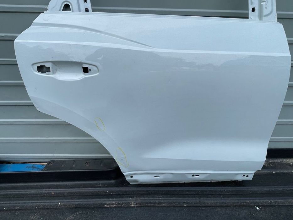 drzwi prawy audi q3 83a tyl tylne prawe prawe tył 2022r