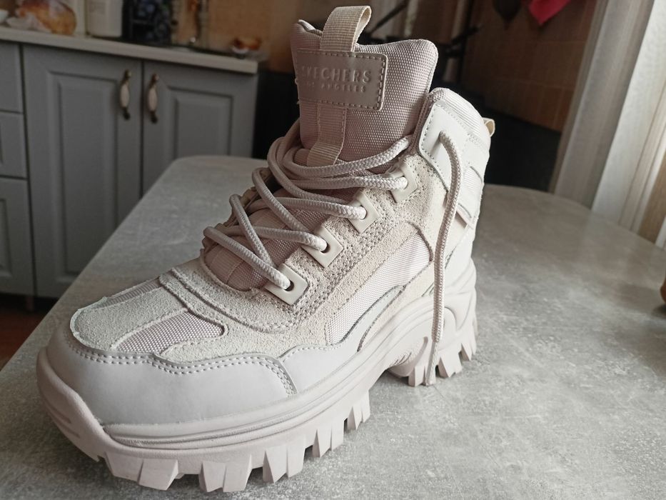 Жіночі ботінки Skechers