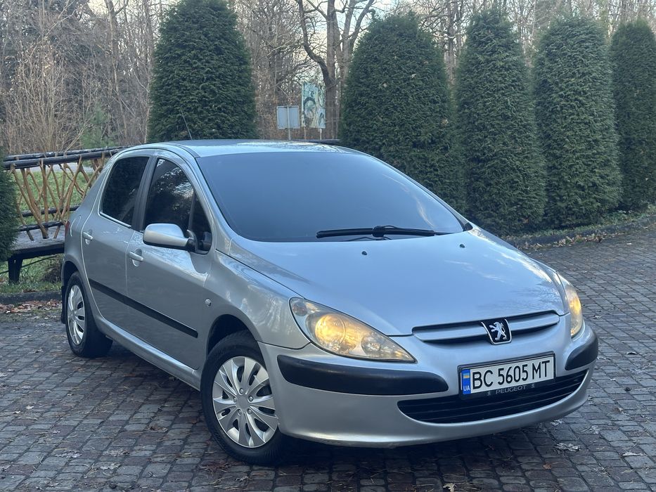 Peugeot 307 2002 року!