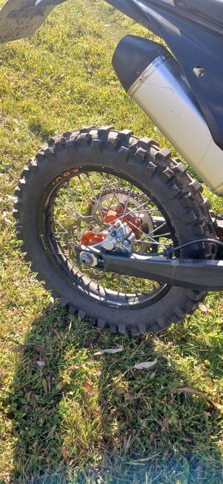 Продам кові адванс 250 в гарному стані