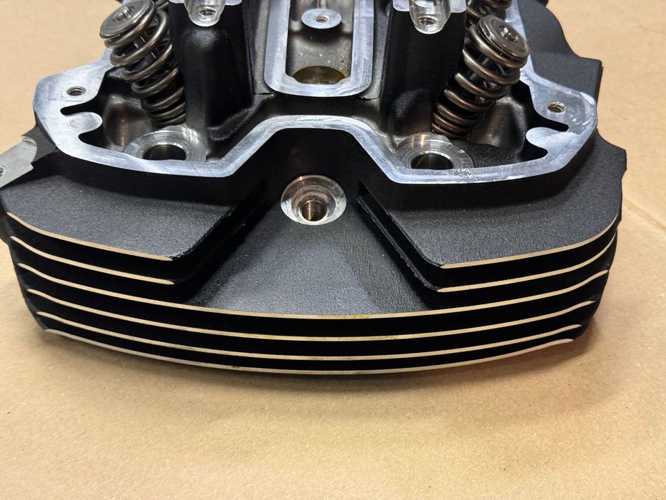 Harley głowica tylna Softail M8 114 Milwaukee 8 American Motors Kraków