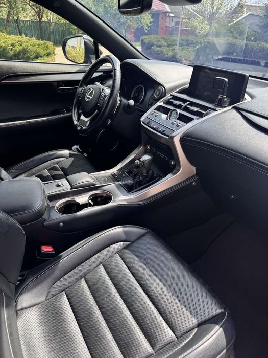 Lexus nx 300 2.0turbo