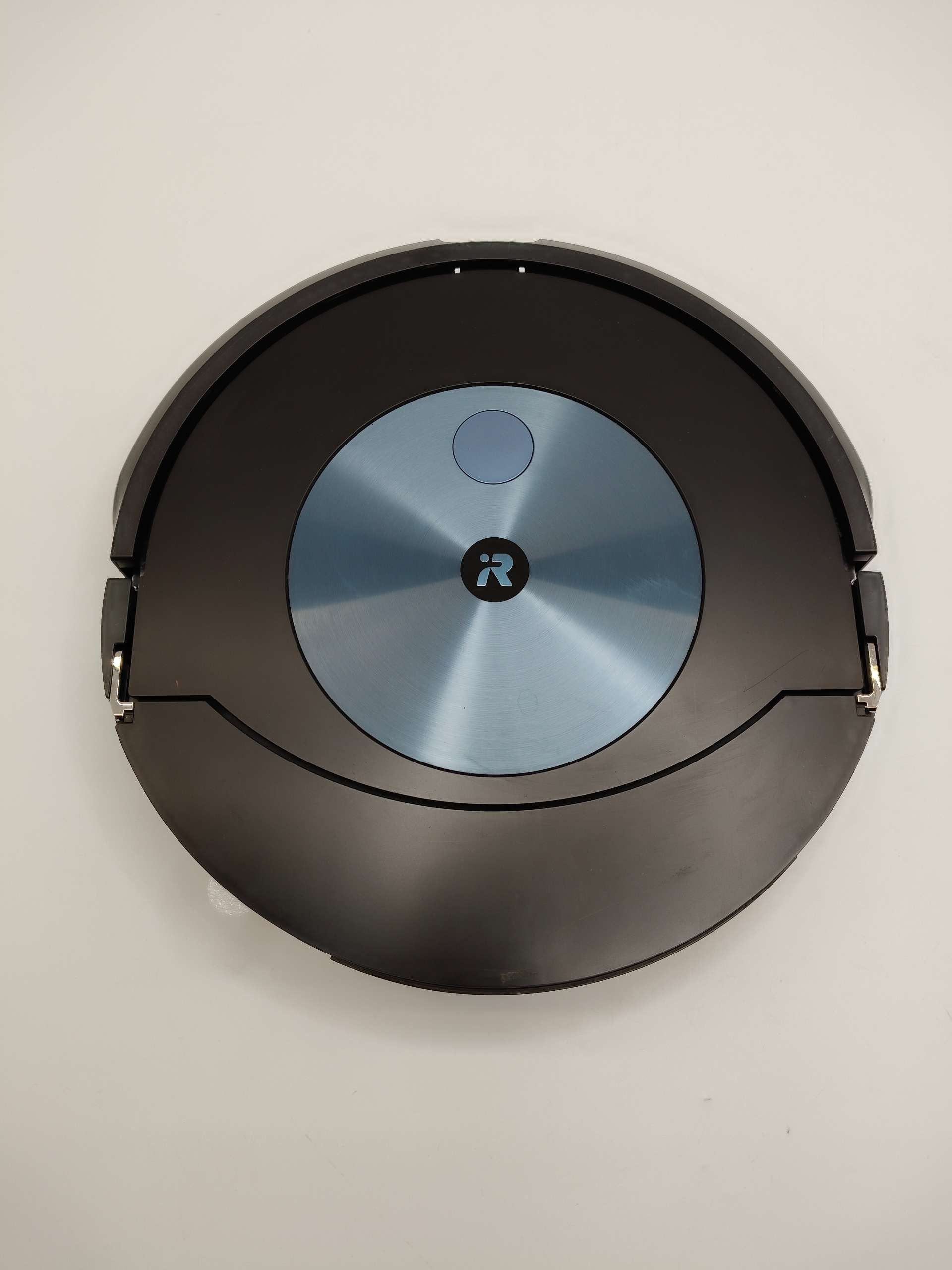 Robot sprzątający iRobot Roomba Combo j7156 czarny - z mopowaniem