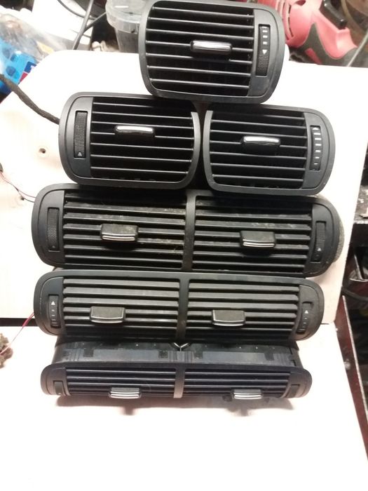 Kratki nawiewów Audi A3 podświetlane  Seat Leon podświetlane toledo