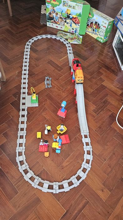 Lego Duplo Ferrovia trem