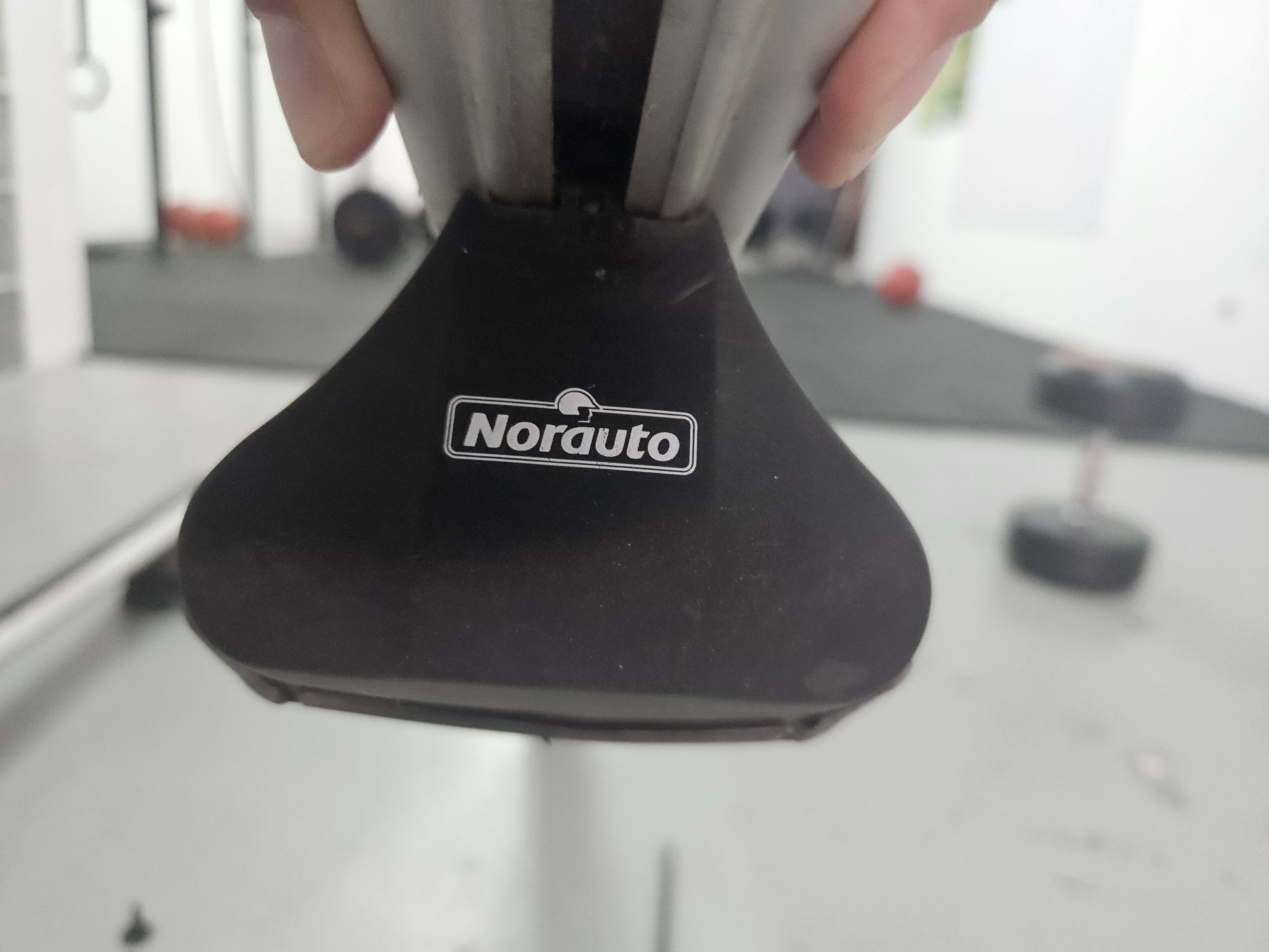Barras de tejadilho Norauto universais em alumínio – Bom estado