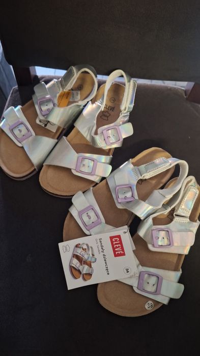 Sandałki dziewczęce 34