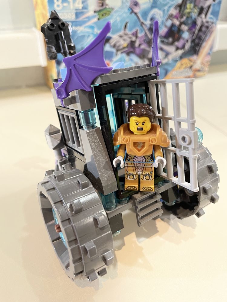LEGO NEXO KNIGHTS Мобильная тюрьма Руины (70349)