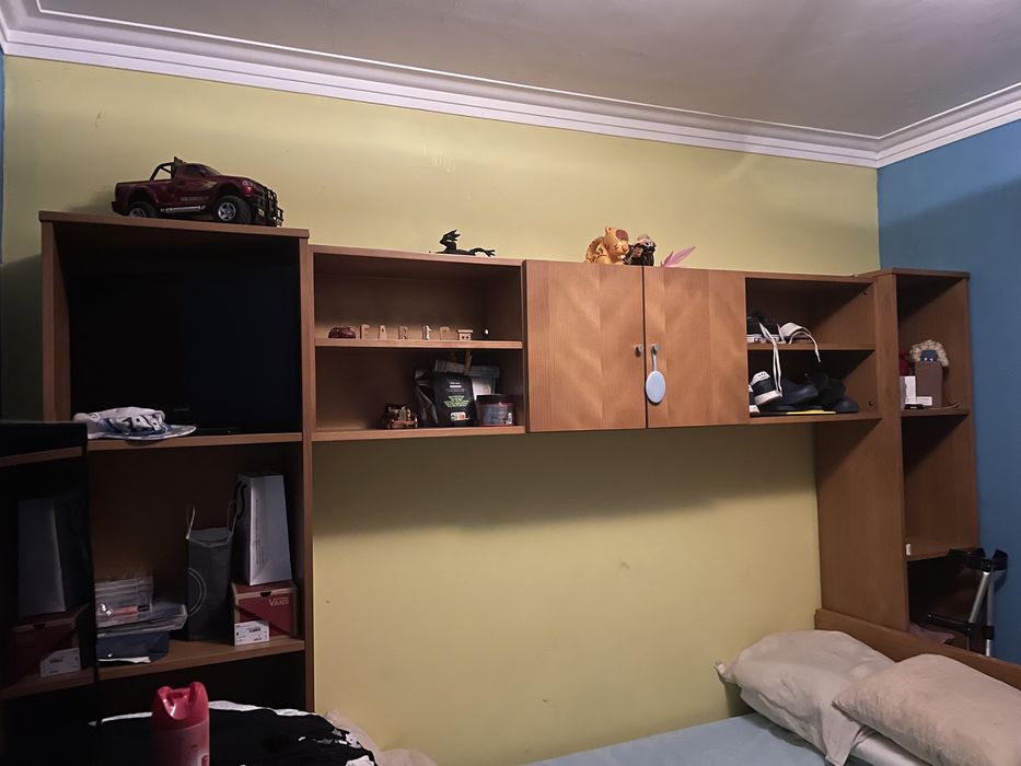 Cama de solteiro com gaveta elevatoria tornando cama de casal