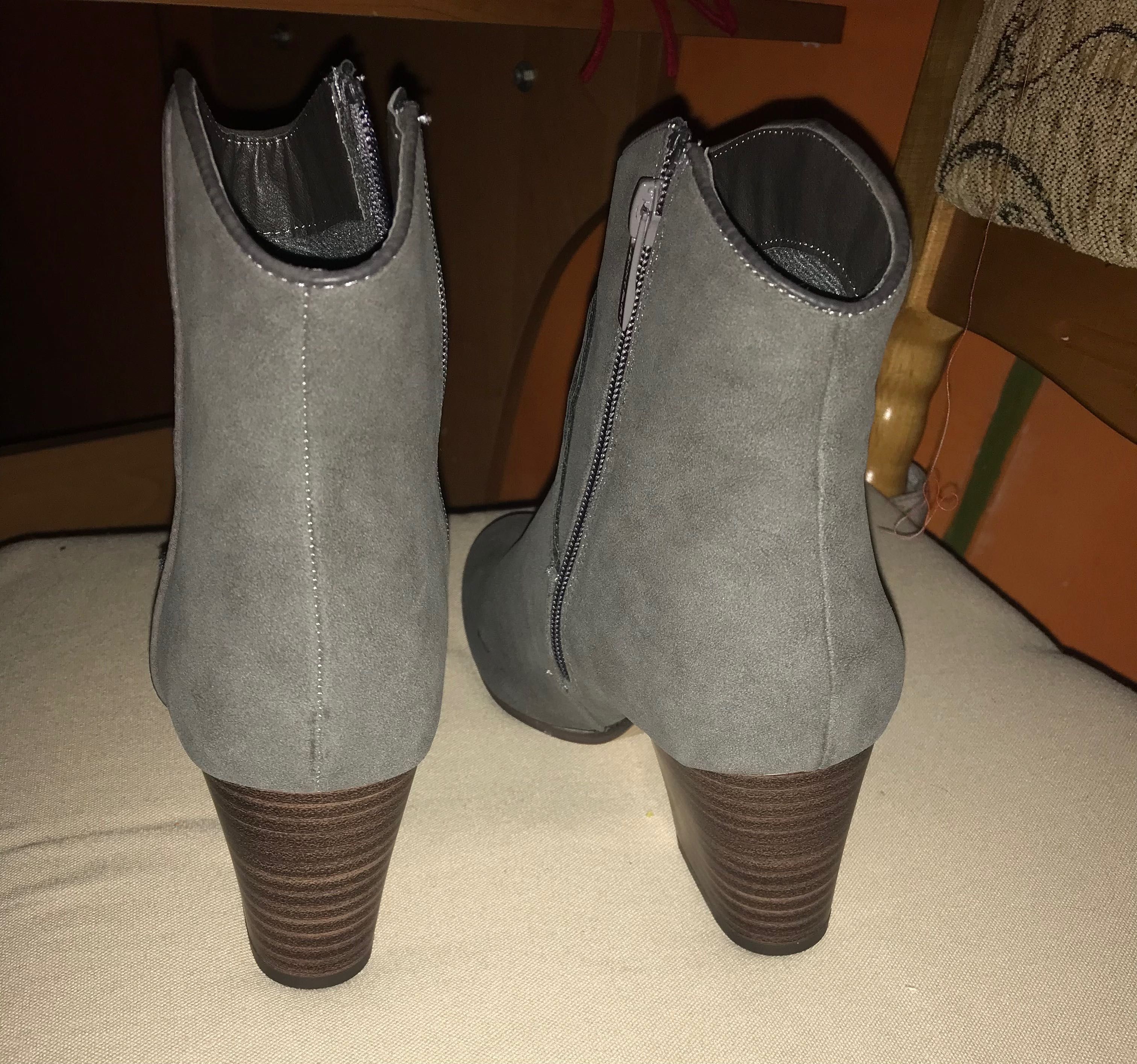 Botki 39  szare ccc nowe