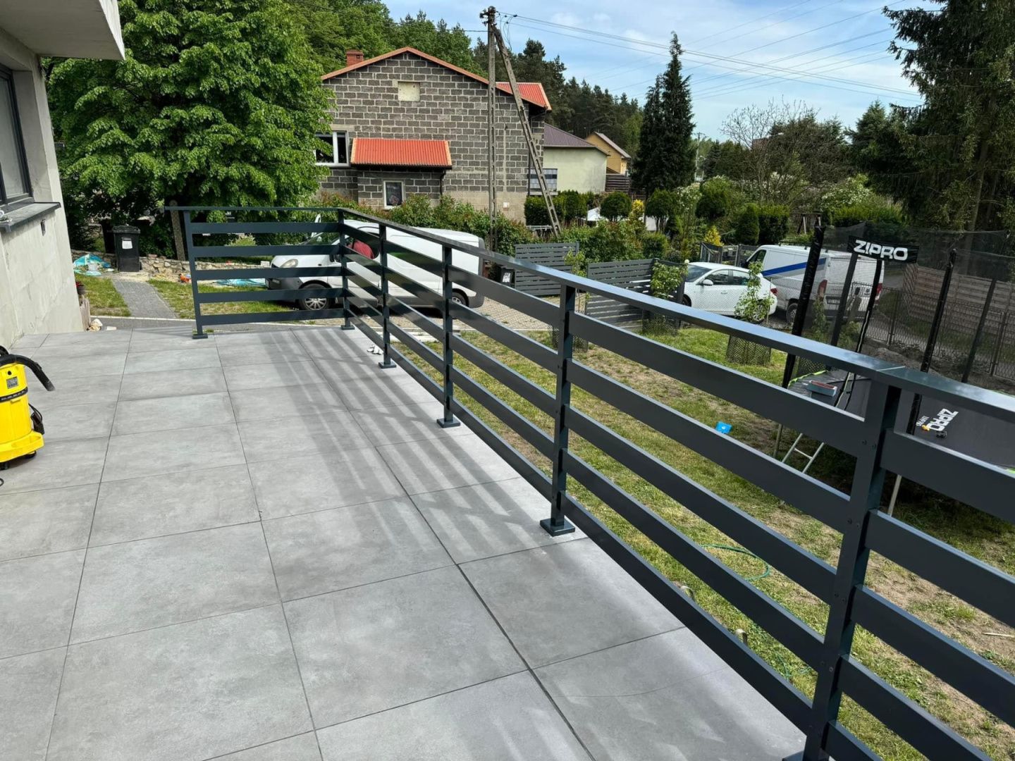 Balustrada balustrady balkonowe balkonowa barierka malowana proszkowo