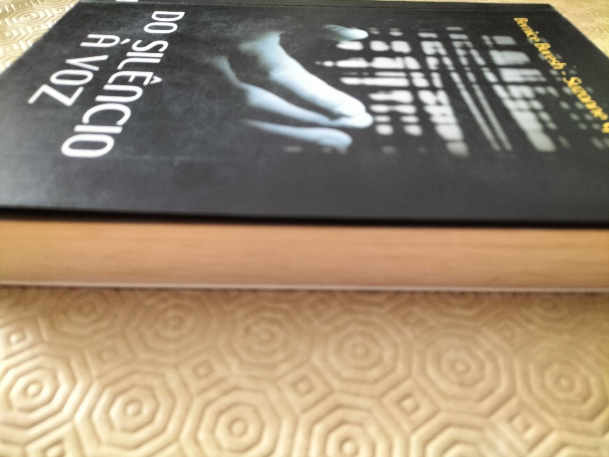 Do silêncio à voz livro enfermagem