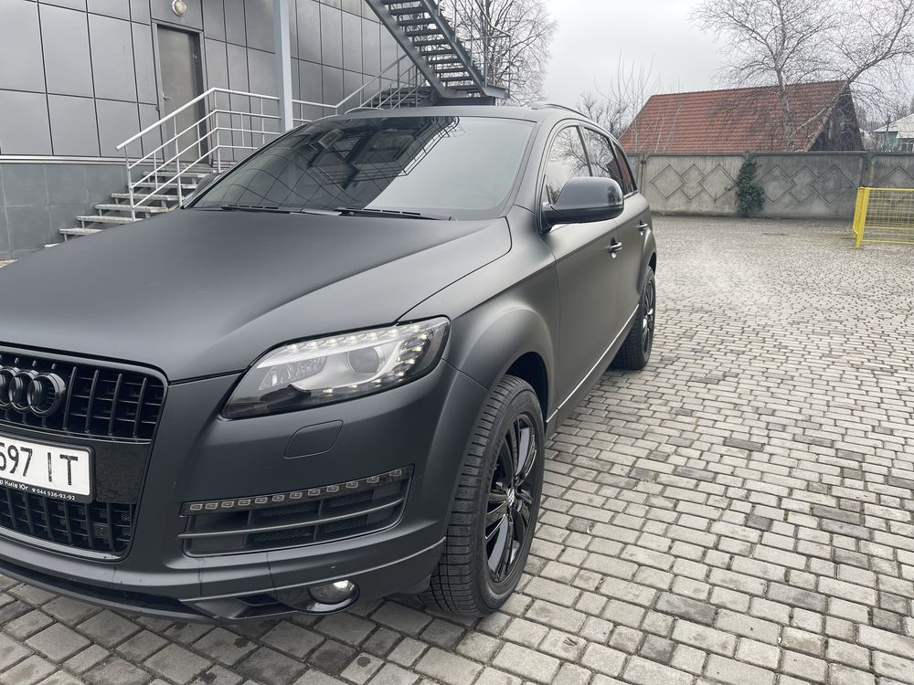 Audi q7 4,2 дизель