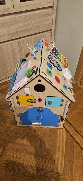 Бізікуб бізіборд великий 60×40×40