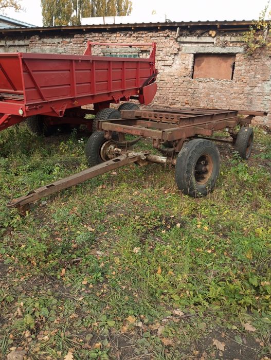 Тракторний прицеп на розборку