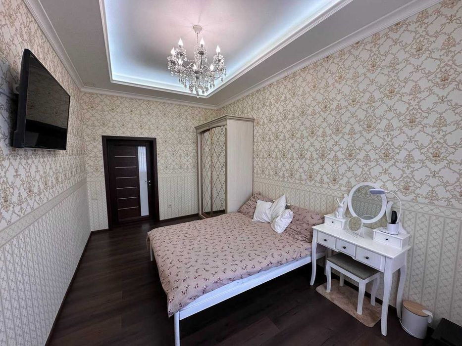 Продам 3-х эт. дом р-н Клочко ( Левый берег) газ.отопление