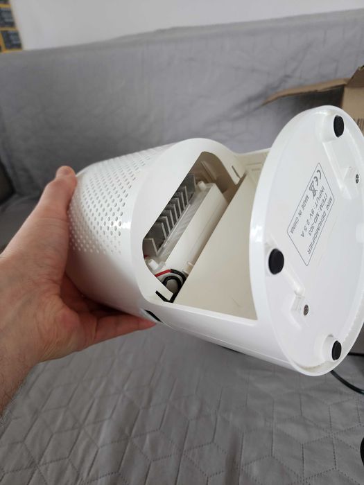 Компактний термоелектричний осушувач повітря Care 900 мл (MD-303)