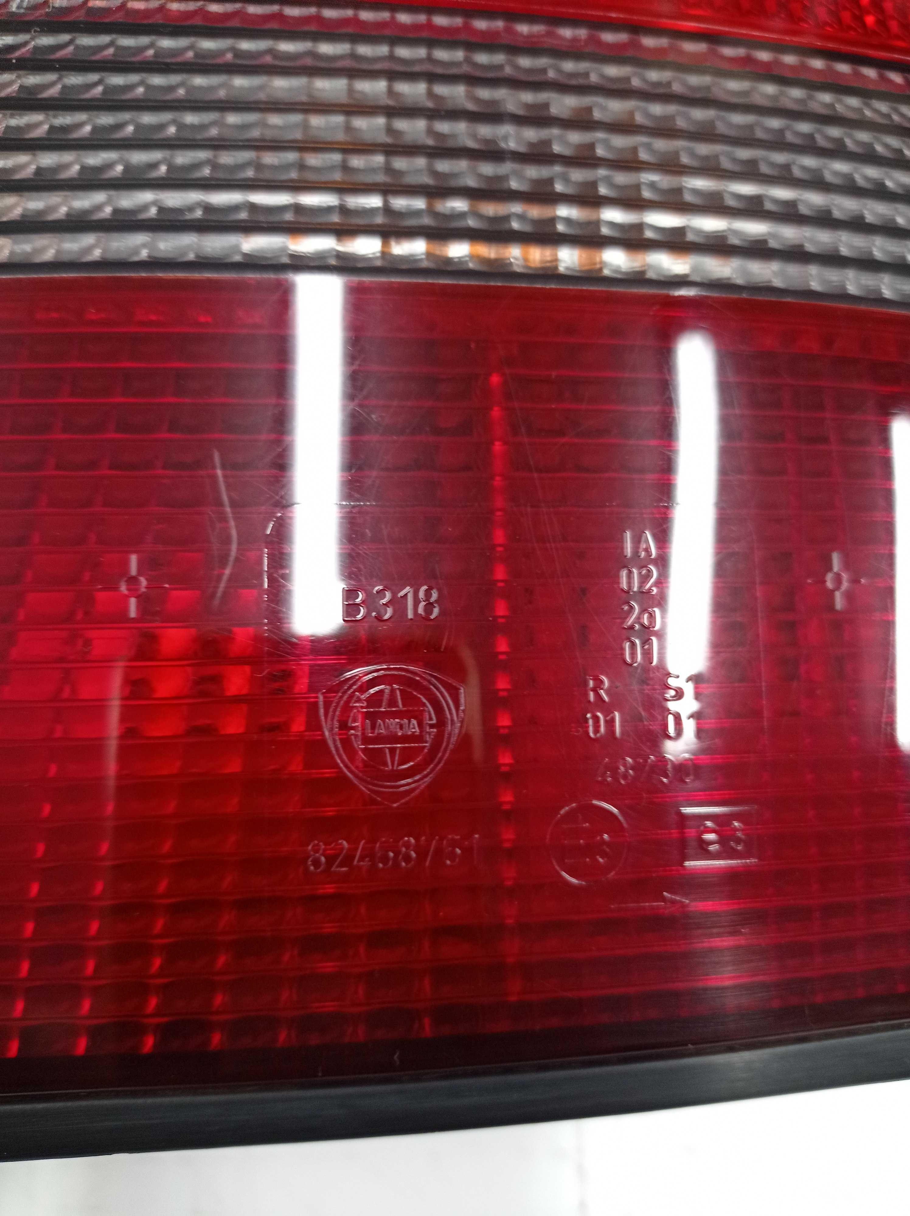 lampa prawa tylna lancia delta 836