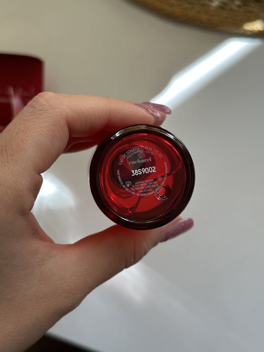 Dior Poison Girl, Jimmy Choo, Cacharel, Tommy Girl, Moschino Парфуми