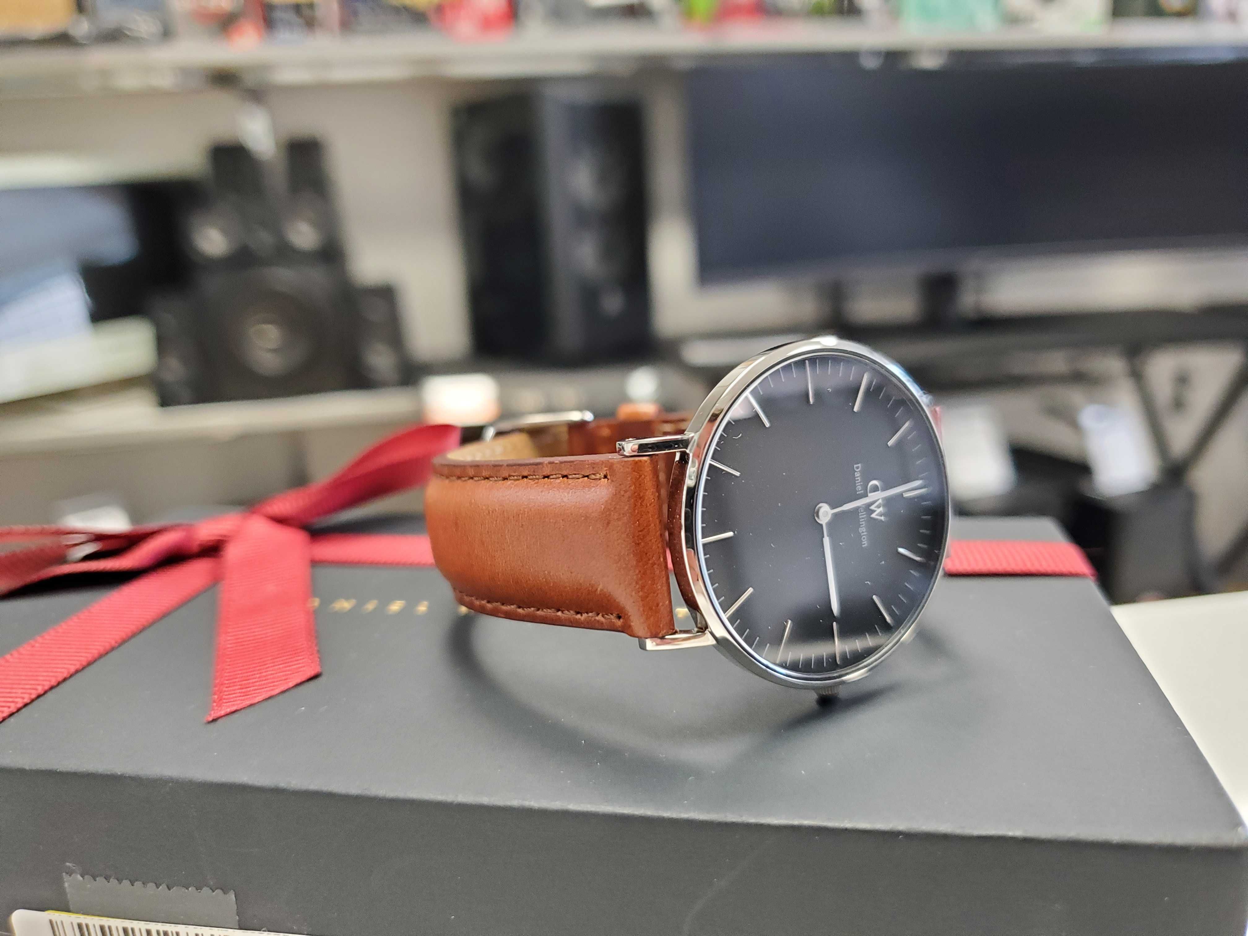 Zegarek damski Daniel Wellington CLASSIC B36S13