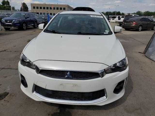 MITSUBISHI  Lancer   ES  2016 !