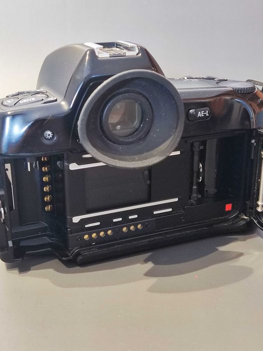 Câmara Analógica Nikon F90 X + Data Back MF-26