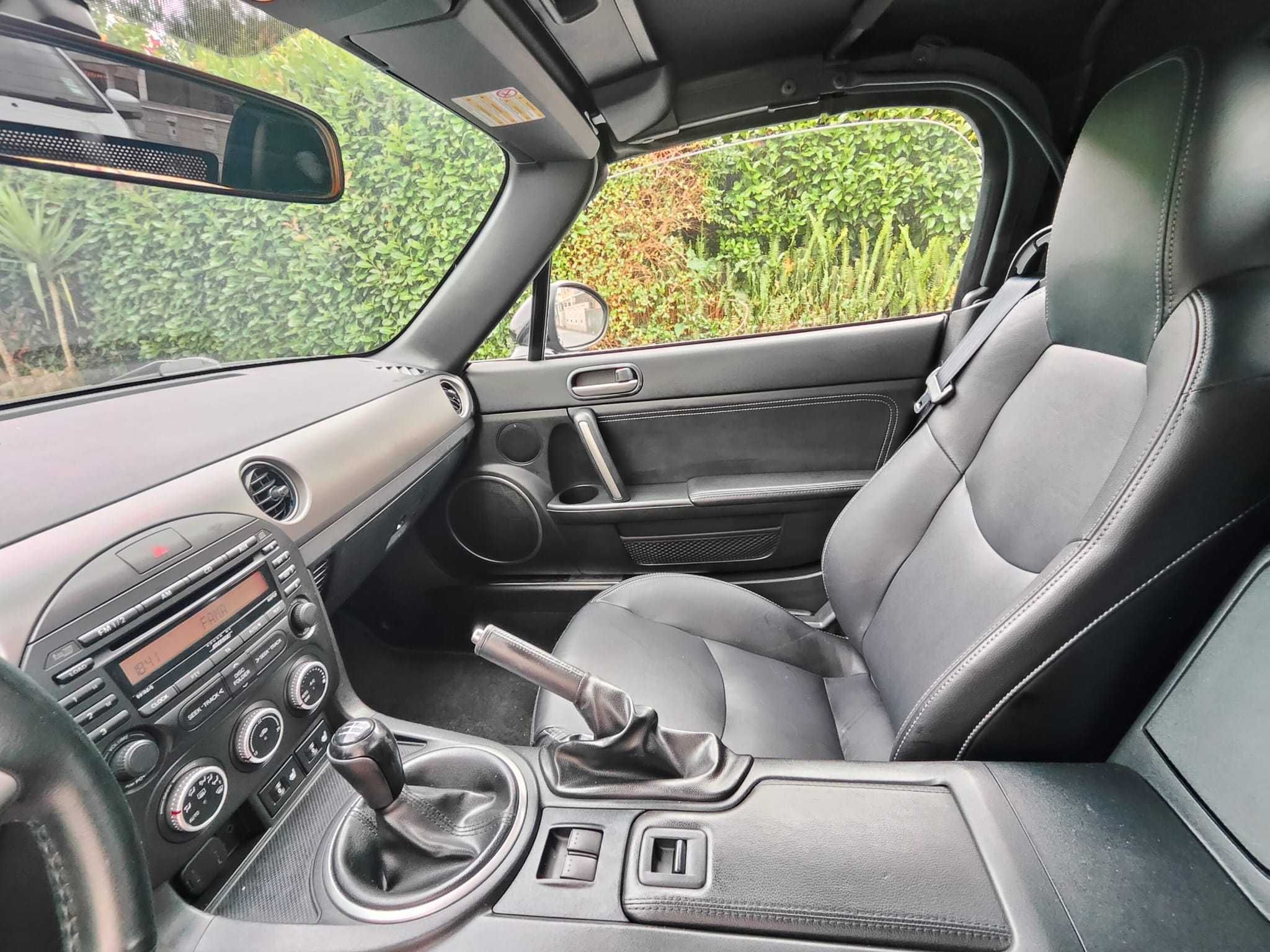 Mazda mx5 - 2011