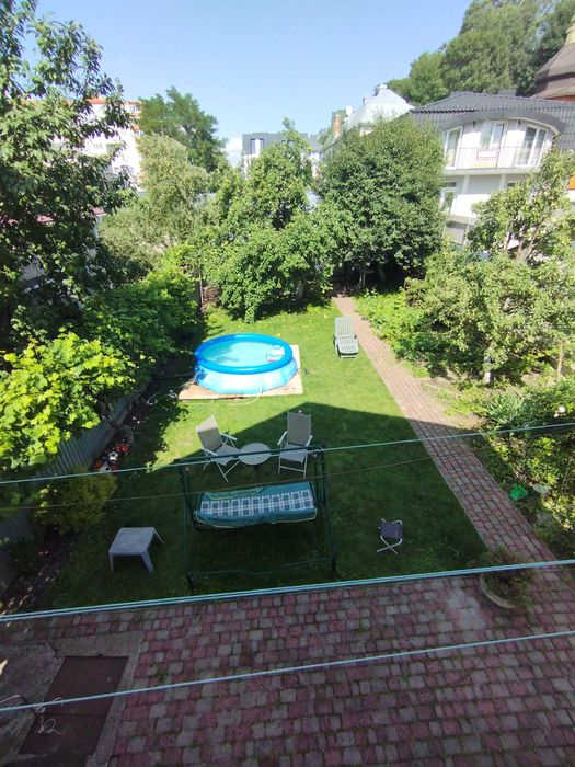 продається будинок