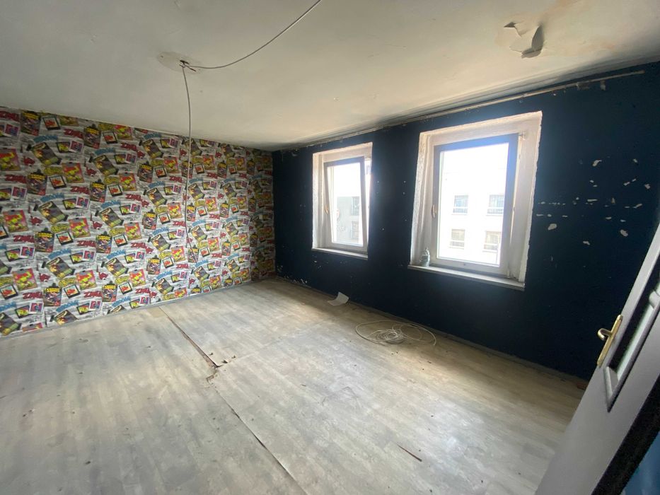 Bez prowizji na sprzedaż kawalerka do generalnego remontu w Chorzowie