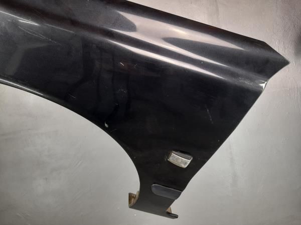 Guarda-lamas esquerdo VOLVO S40 I (VS)