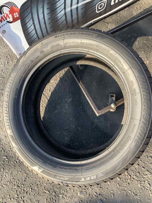Шини 245/50 R19 пара Bridgestone ранфлет 2023p зима 7мм