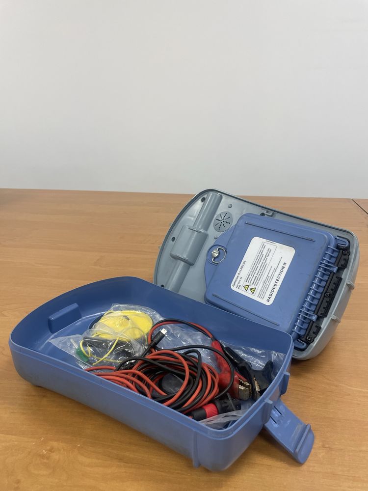 Продам професійний трасопошуковий комплект Radiodetection RD8100